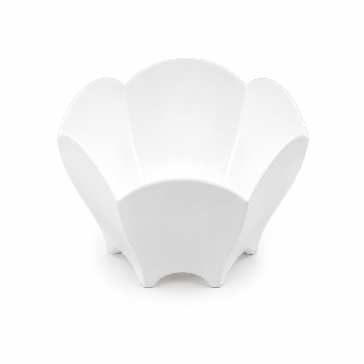cupa alba din ps in forma de floare cu 6 laturi, potrivita pentru servirea aperitivelor, mini deserturilor si pentru degustari, volum 70cc